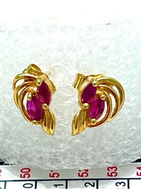 Vintage 14K Ruby Stud Earrings